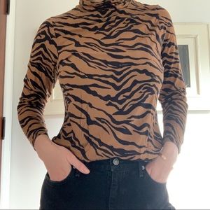 RIVER ISLAND Tiger Stripe Turtleneck